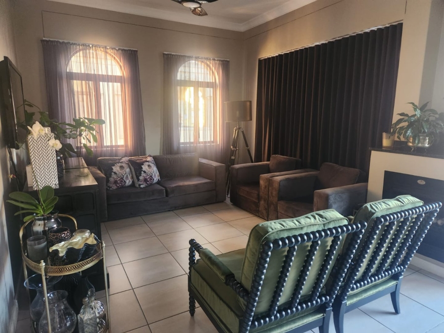 To Let 4 Bedroom Property for Rent in Ifafi North West